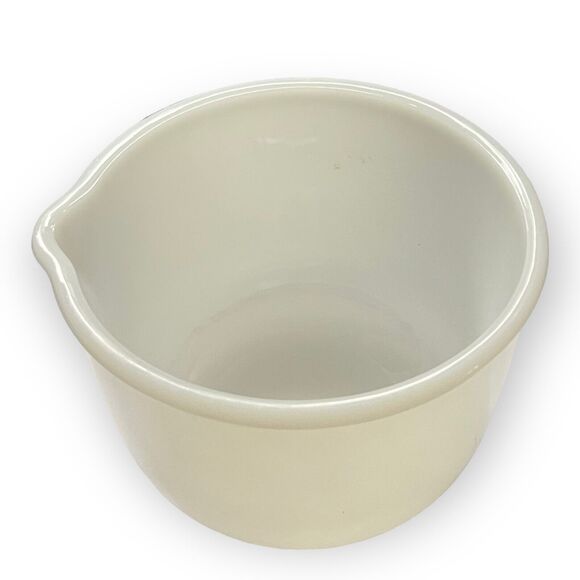 Vintage Glasbake for Sunbeam 15 Milk White Glass Mixing Bowl With Pour Spout - Picture 4 of 13